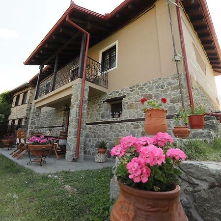 Dora'S House At Agios Germanos Prespes Guest House ภายนอก รูปภาพ