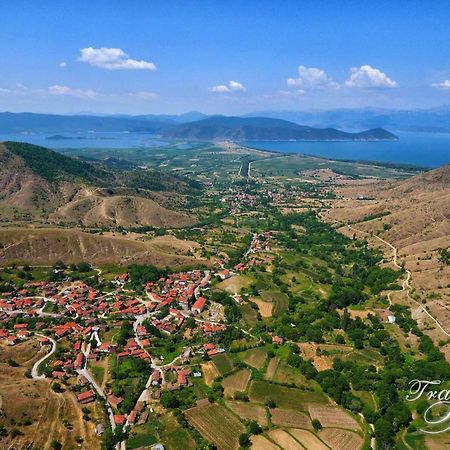 Dora'S House At Agios Germanos Prespes Guest House ภายนอก รูปภาพ