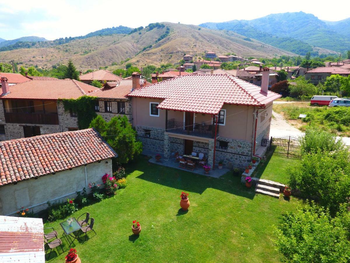 Dora'S House At Agios Germanos Prespes Guest House ภายนอก รูปภาพ