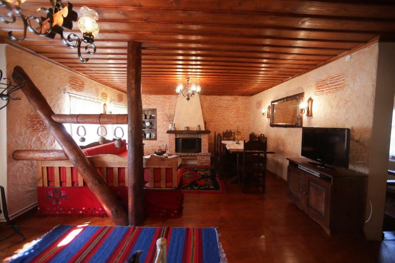Dora'S House At Agios Germanos Prespes Guest House ภายนอก รูปภาพ