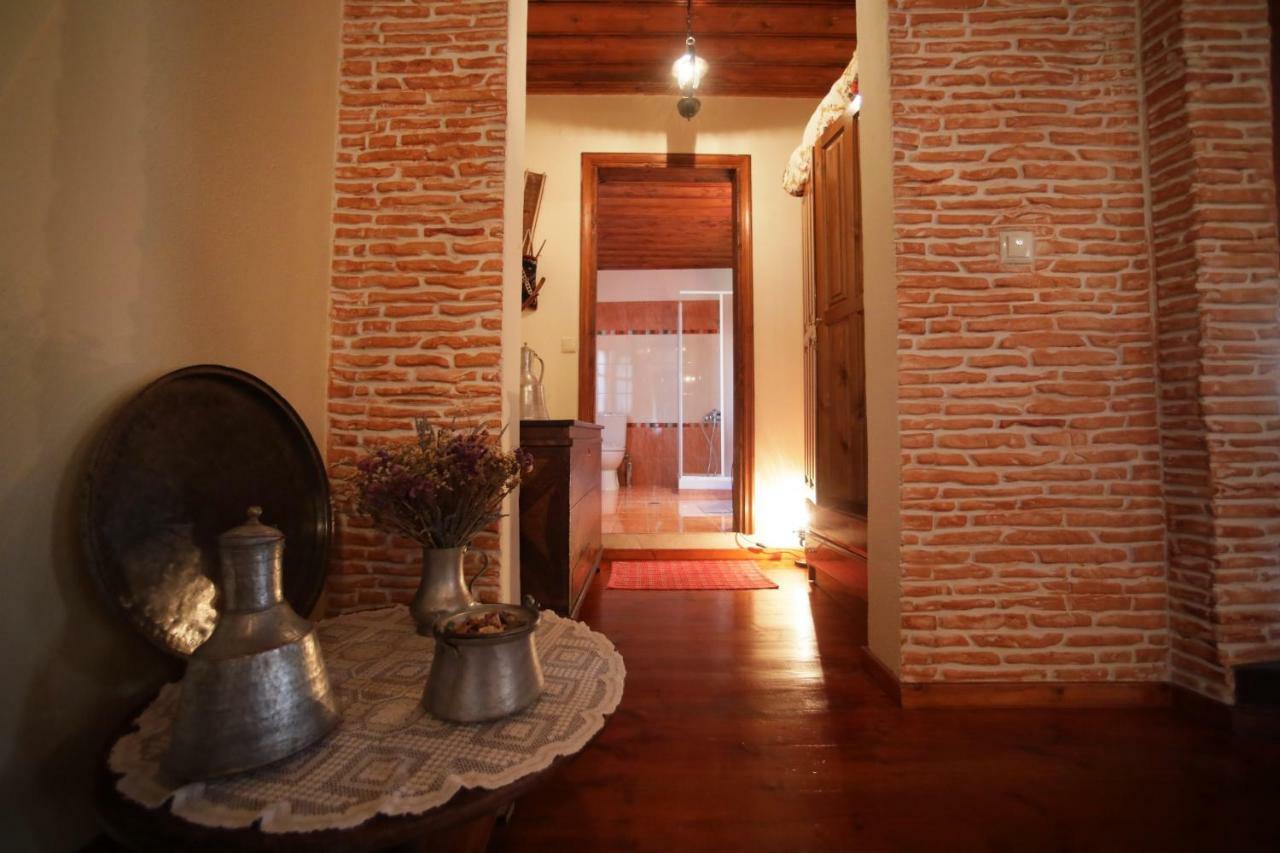 Dora'S House At Agios Germanos Prespes Guest House ภายนอก รูปภาพ