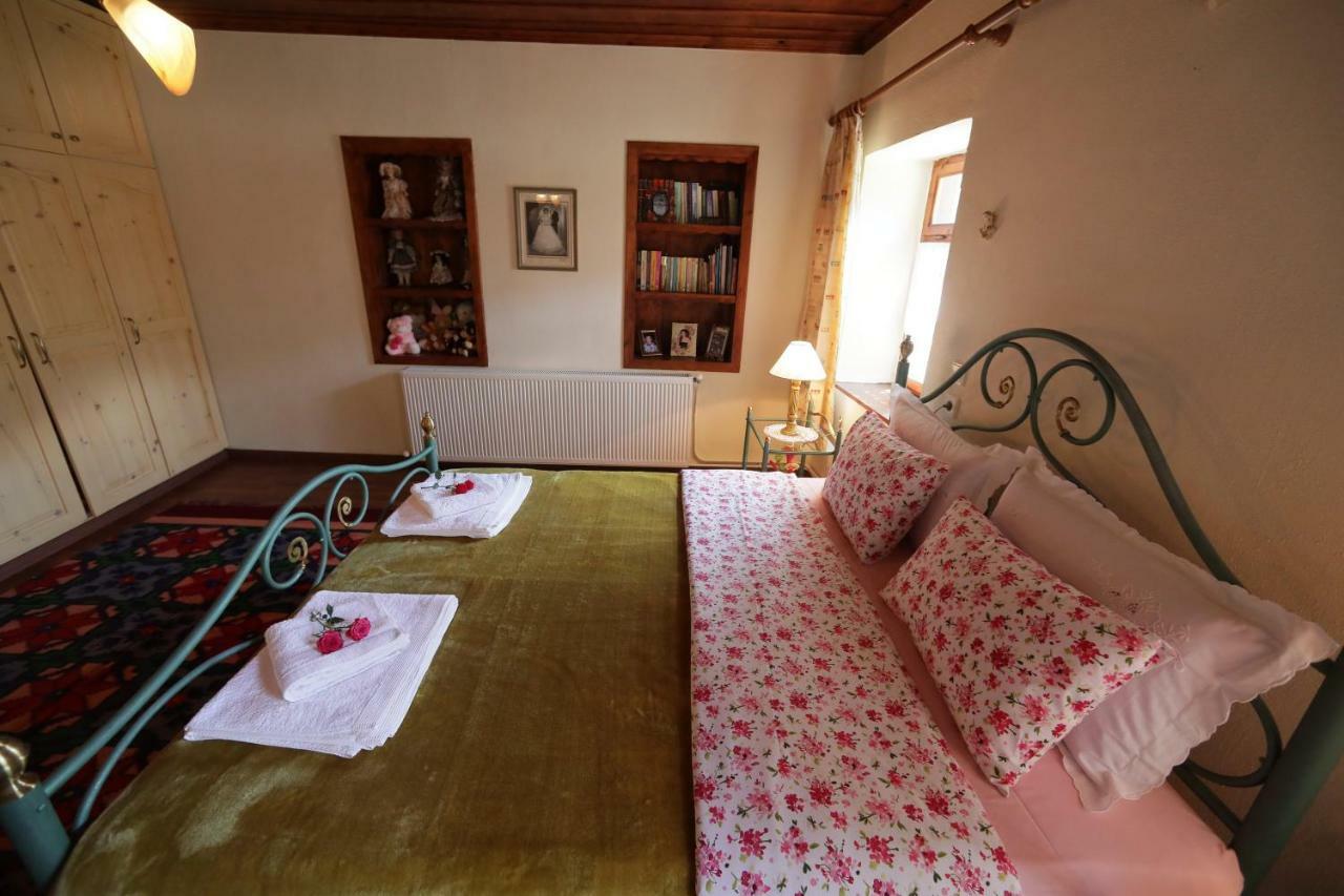 Dora'S House At Agios Germanos Prespes Guest House ภายนอก รูปภาพ