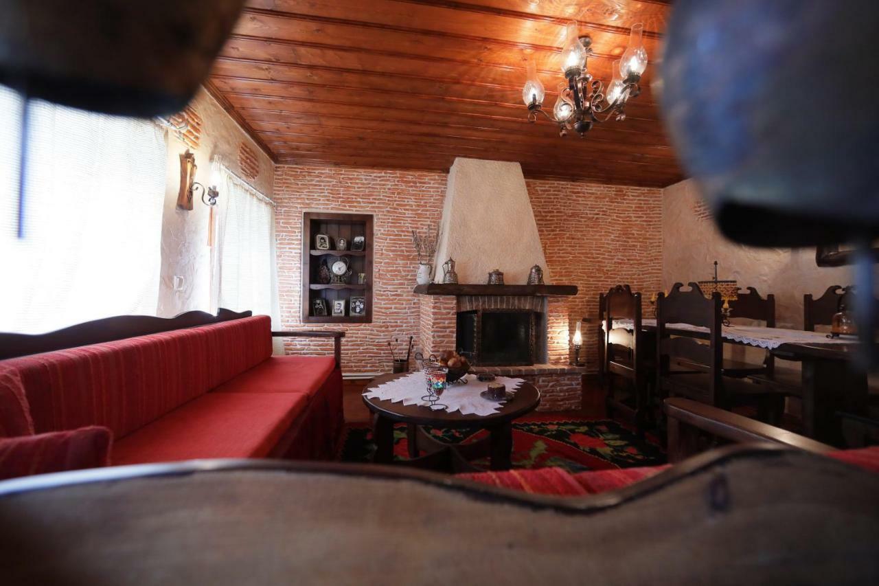 Dora'S House At Agios Germanos Prespes Guest House ภายนอก รูปภาพ